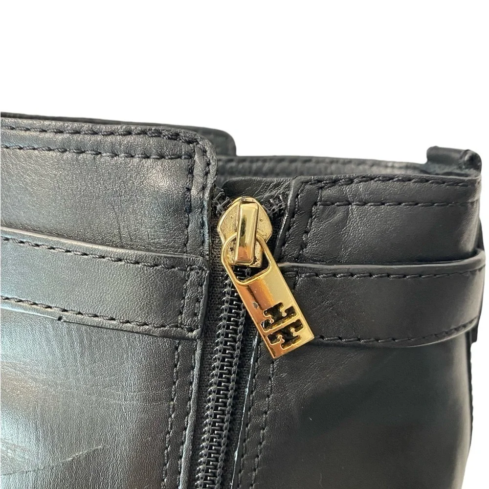 Tory Burch Black
Bristol Equestrian Calf
Leather Ankle Zip Bootie size 10M - Picture 7 of 14